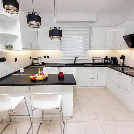 Maria Luxury Holiday home